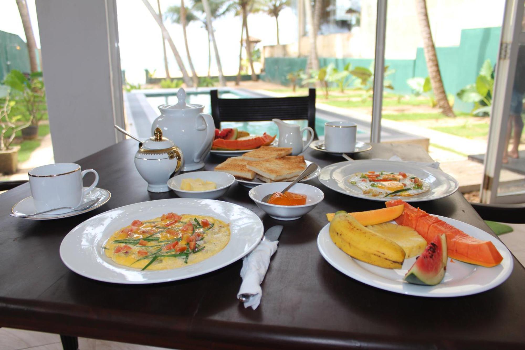 Prana Beach Hotel Ex Guli Hikkaduwa Buitenkant foto