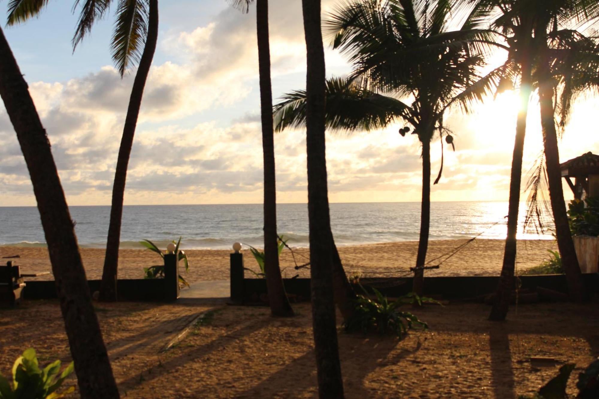 Prana Beach Hotel Ex Guli Hikkaduwa Buitenkant foto