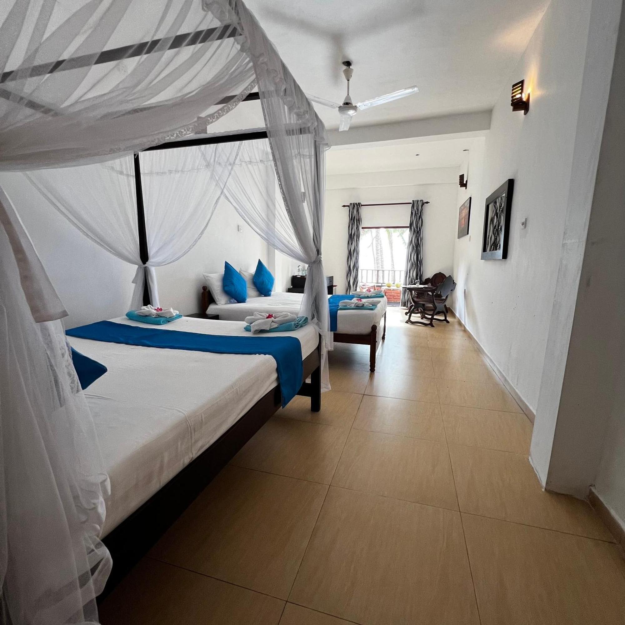 Prana Beach Hotel Ex Guli Hikkaduwa Buitenkant foto